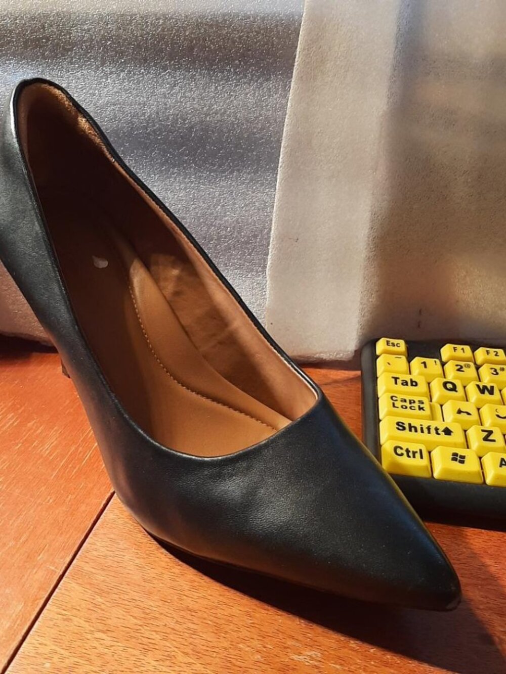 Nordstrom Women Paigge Lea Pointed Toe Pump Leather Black Size 13 M PreLoved